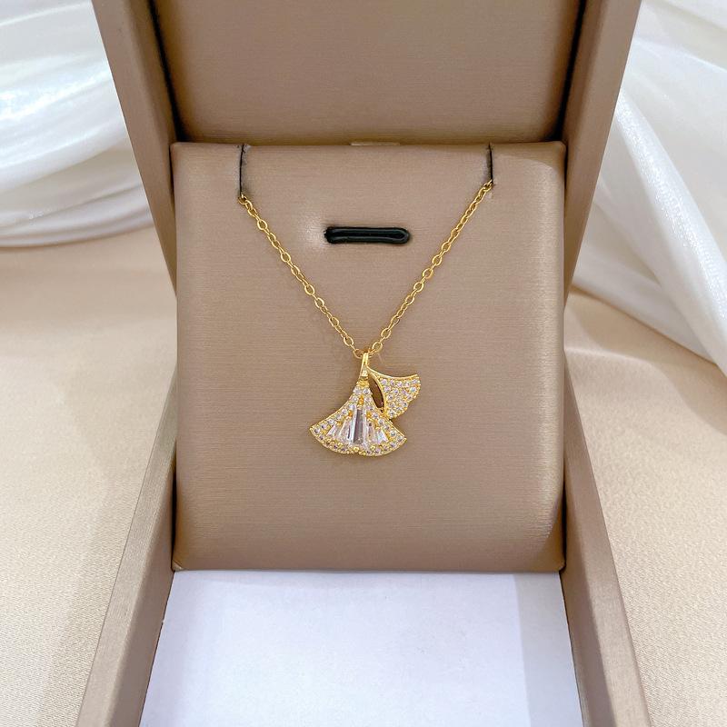 Light Luxury Full Diamond Micro-Inlaid Design Temperament Smart Shining Necklace Women, Simple Pendant