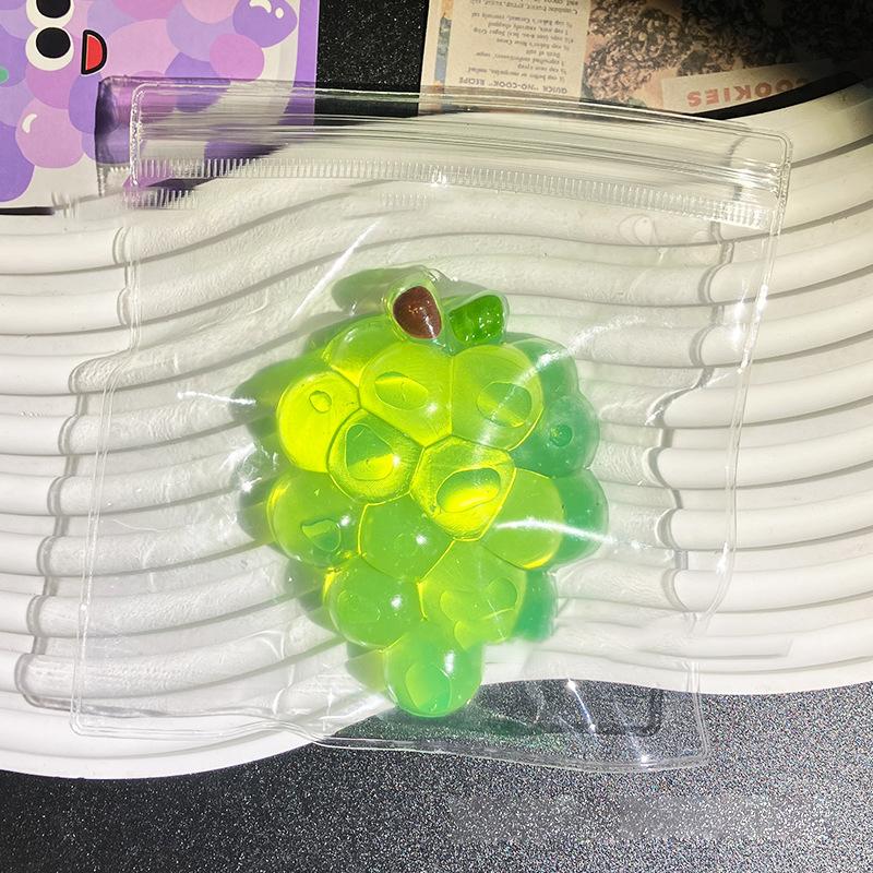 1Pcs Squeeze Stress Relief Hand Toys  Fruit Grapes  Toy Anti-Anxiety Fruit Stretchy Slow Rising Sensory Props