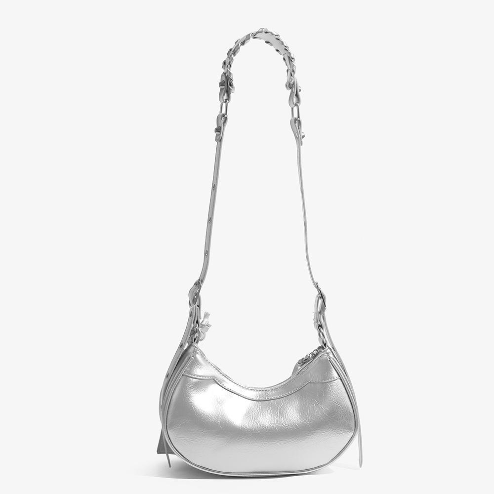 2025 Fashion Trend Tassel Rivet Motorcycle Underarm Shoulder Bag Crossbody for Women