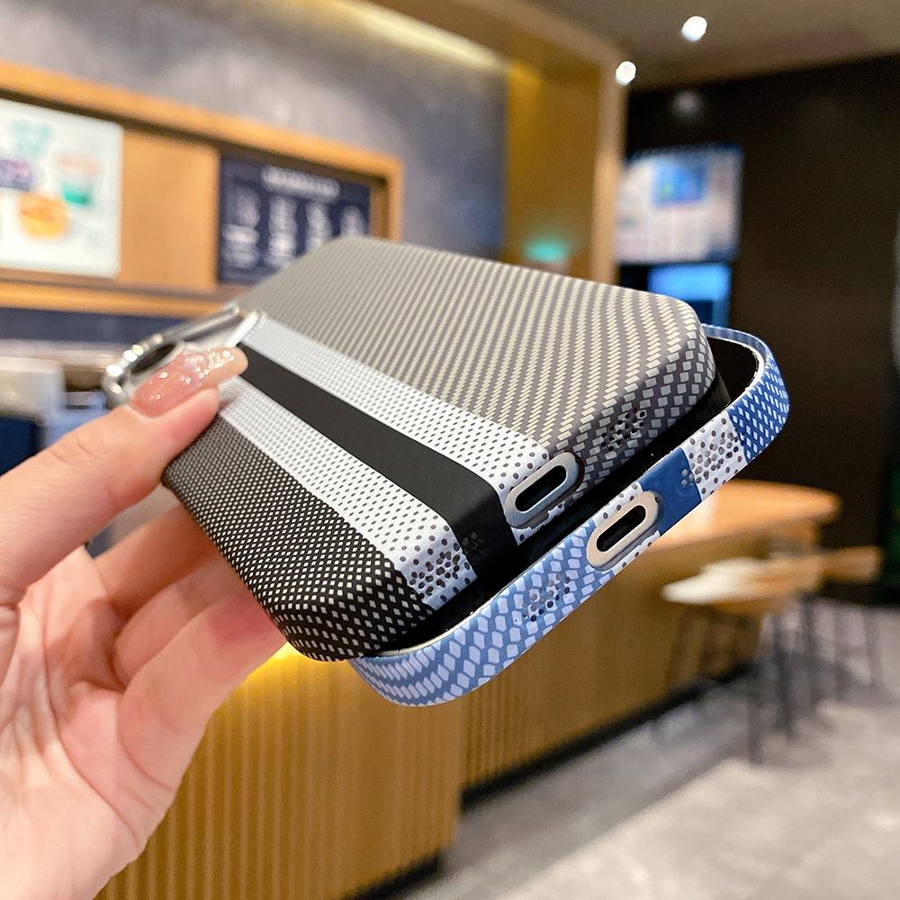 Striped Mountain Pattern Carbon Fibre Magnetic Phone Case for iPhone 16 15 14 13 12 11 Pro Max Magsafe Charging Hard Back Cover