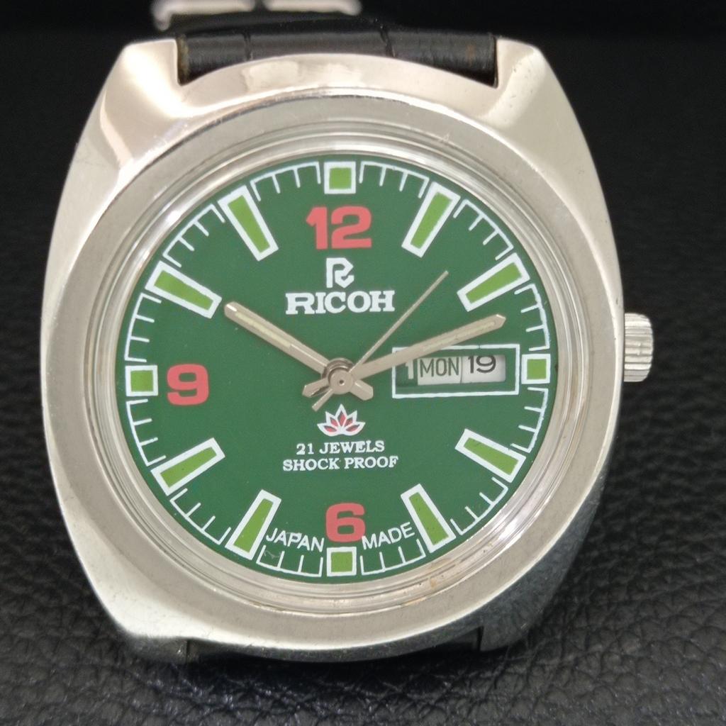 AUTOMATIC VINTAGE RICOH R31 JAPAN MENS GREEN COLOR DIAL WATCH a707741-1