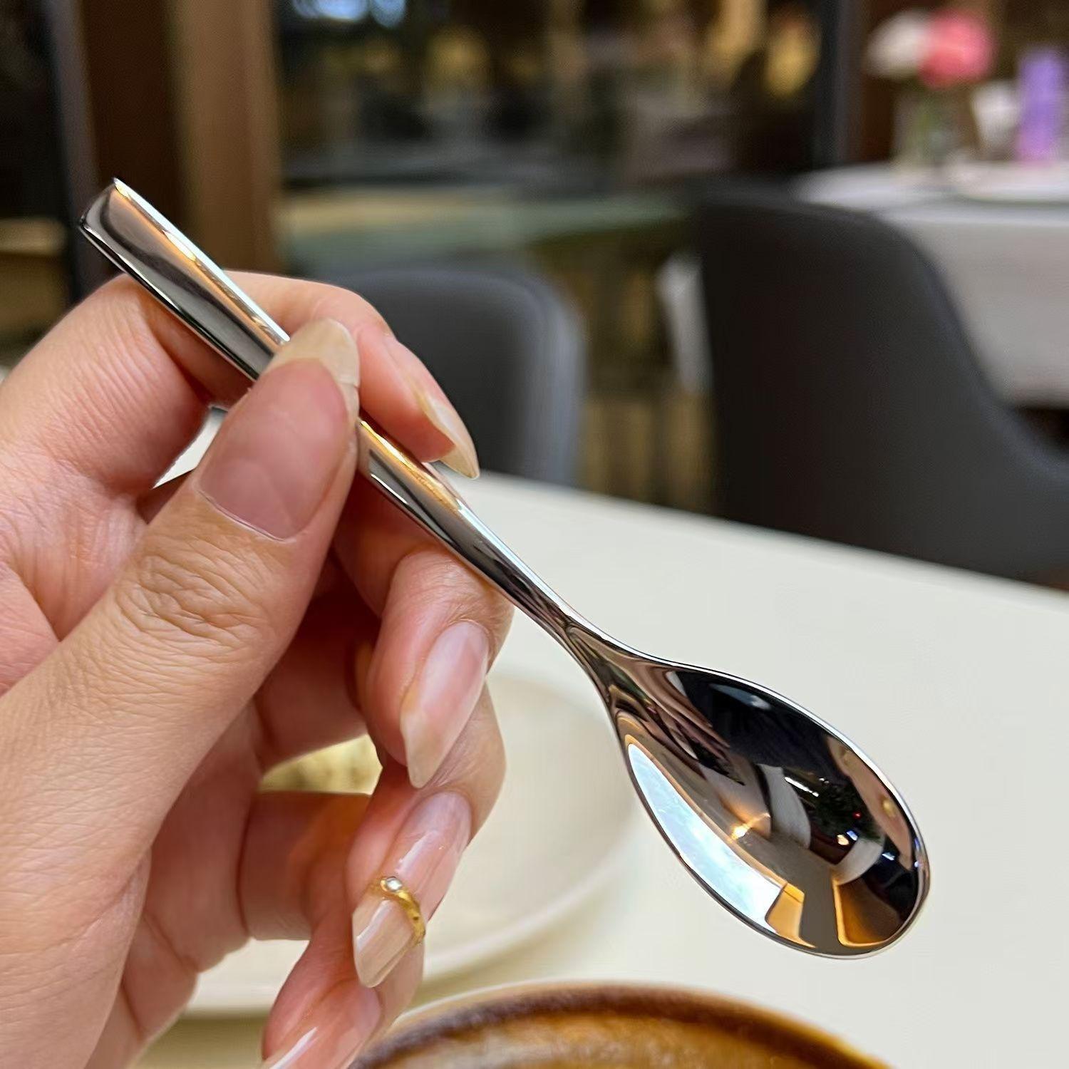 

Stainless Steel Round Spoon Short Handle Stirring Dessert Coffee Spoons Household Seasoning Spoon Kitchen Accessories Gadgets