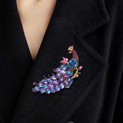 Temperament Elegant New Luxury High Sense Heavy Industry Full of Rhinestones Peacock Open Screen Coat Brooch Fine Pin Corsage