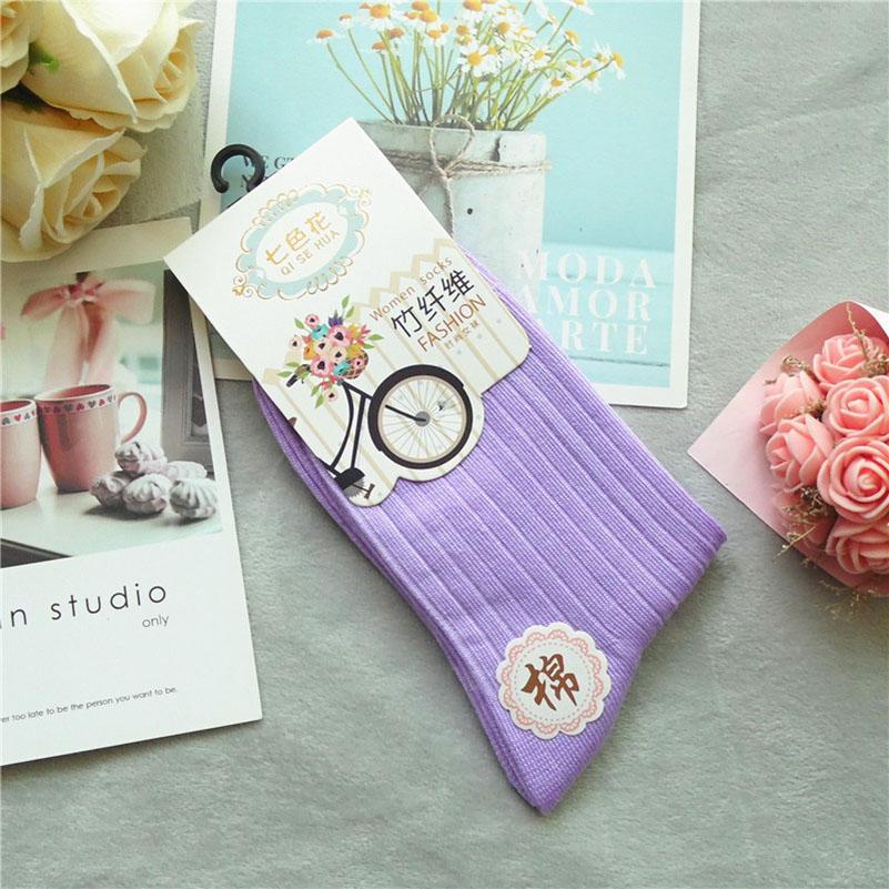 3 Paar Qualitäts-Bambusfaser Damen Socken Atmungsaktiv Deodorant Baumwollsocken Damenmode Bonbonfarbe Mittelrohrsocken Calcetines