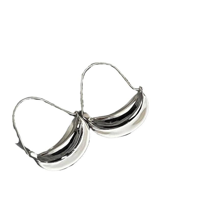 Niche Banana Boat Earrings Curved Texture INS Style Semi-circular Design Elegant Classic Jewelry Women's Trendy Gift Daily Earrings