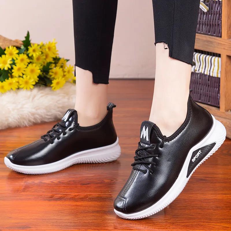 Goedkope Winter Solid Color Cotton Shoes Women's Plush Thickened Leather  Waterproof Shoes Flat Bottom Anti Slip Warm Casual Cotton Shoes kopen —  gratis levering, eerlijke reviews met foto's — Joom