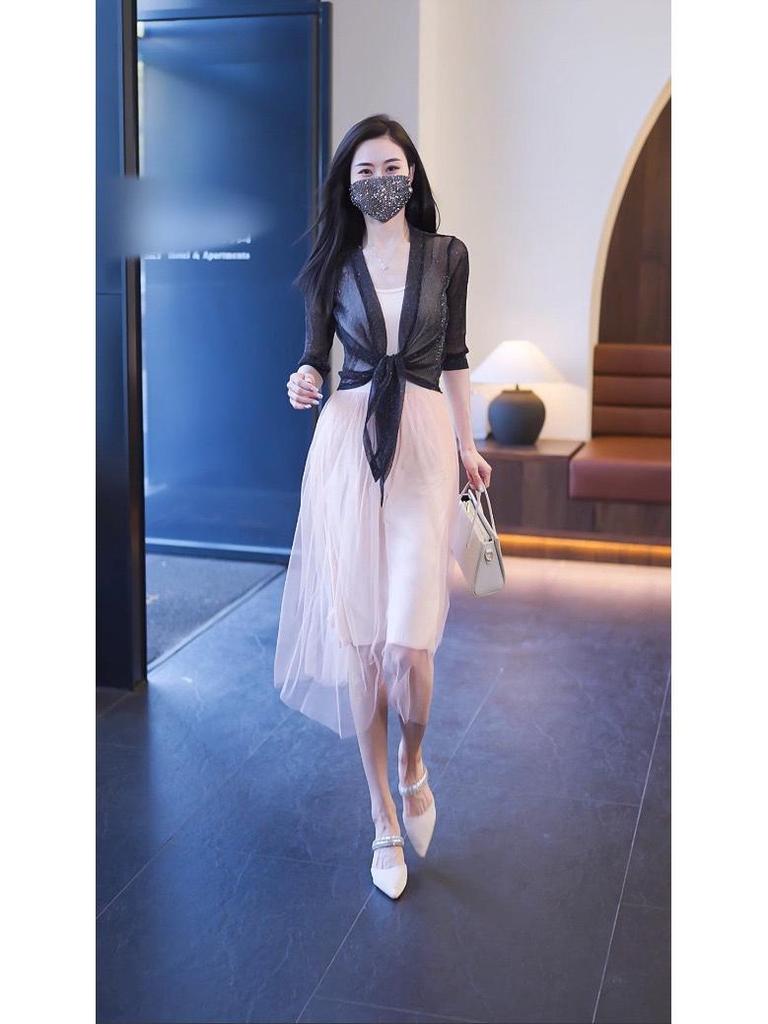 Cardigan in Pizzo a Rete Oro/Argento Estivo da Donna e Sciarpa Protezione Solare