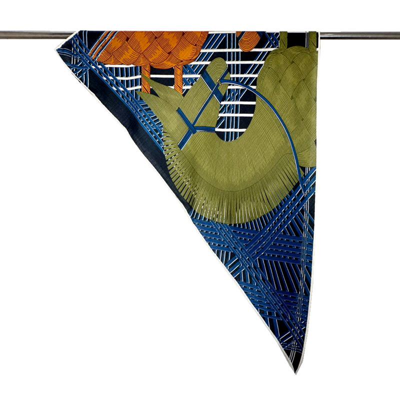 

**Silk Wool Large Triangle Scarf: Elegant Mulberry Silk and Wool Shawl with Woven Horse Design**