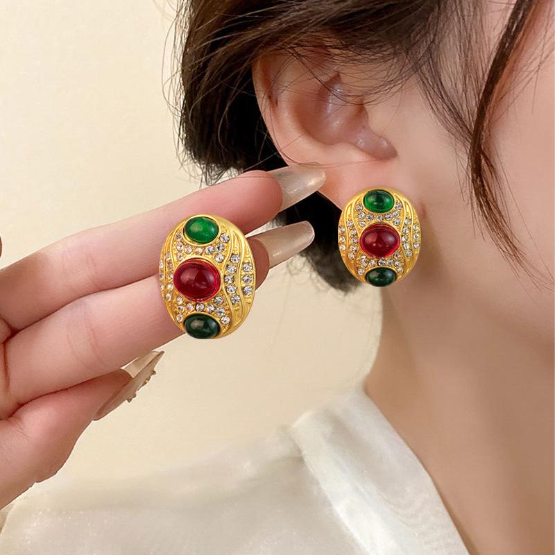 Vintage Retro Court-Style Two-Tone Oval Stud Earrings for Women