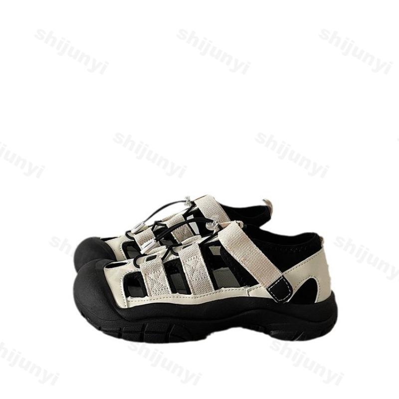 Fashion Summer Women's Casual Sports Sandals 2025 New Hollow Out Breathable Non Slip Outdoor Casual Shoes Comfort Retro Beach Sandals