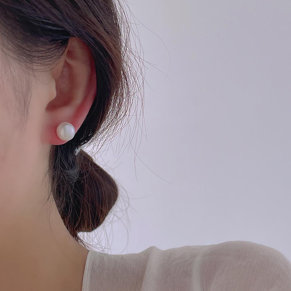 South Korea Dongdaemun Freshwater Pearl S925 Silver Earrings with Versatile, Temperament-Enhancing Design for Women