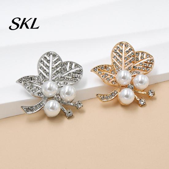 Rhinestone Leaf Brooch Faux Pearl Brooch, Alloy Hollow Leaves Lapel Accessory Pin, Sweater Cardigan Coat Suit Clothing Jewelry Accessories Pin