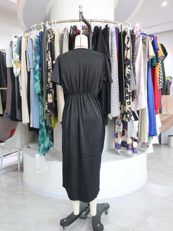 Elegant Wrap Dress for Women Satins V Neck Short Sleeve Midi Long Slit and Pleated Detail Gown for Party Gatherings
