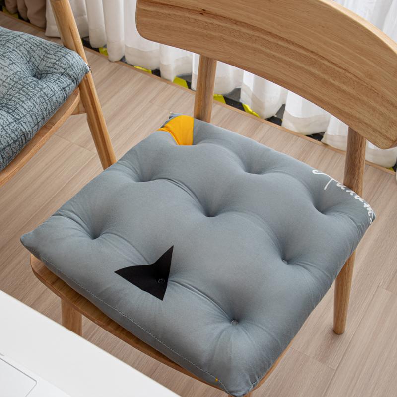 44x44x5cm Chair Thickened Seat Cushion Student Stool Butt Cushion Office Four Seasons Hip Pad Breathable Soft Chair Cushion