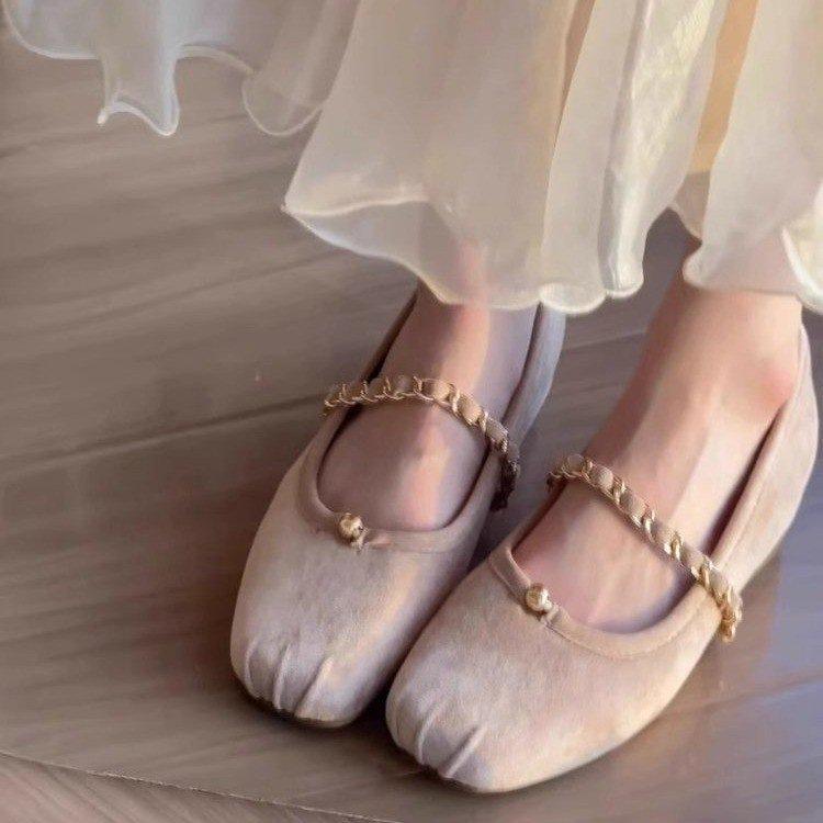 Inner height increase evening shoes autumn new French gentle and thin Mary Jane shallow mouth suede shoes