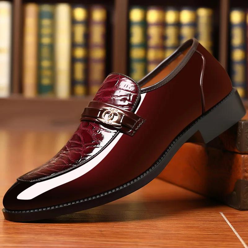 Pointed Toe Dress Shoes for Man Luxury Patent Leather Men Party Wedding Shoes Fashion High Quality Loafers Men Formal Shoes New