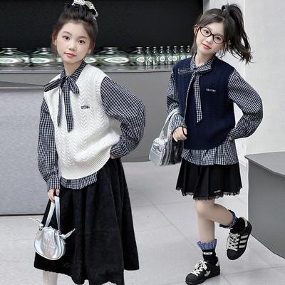Niñas (más de 4 años) – Conjuntos de ropa (niñas a partir de 4 años)