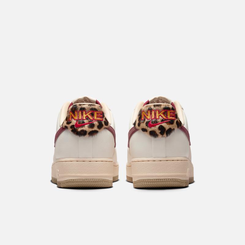 Nike Air Force One Women's Flat Running Shoes with Winter Rubber Sole NIKE AIR FORCE 1 IM7510