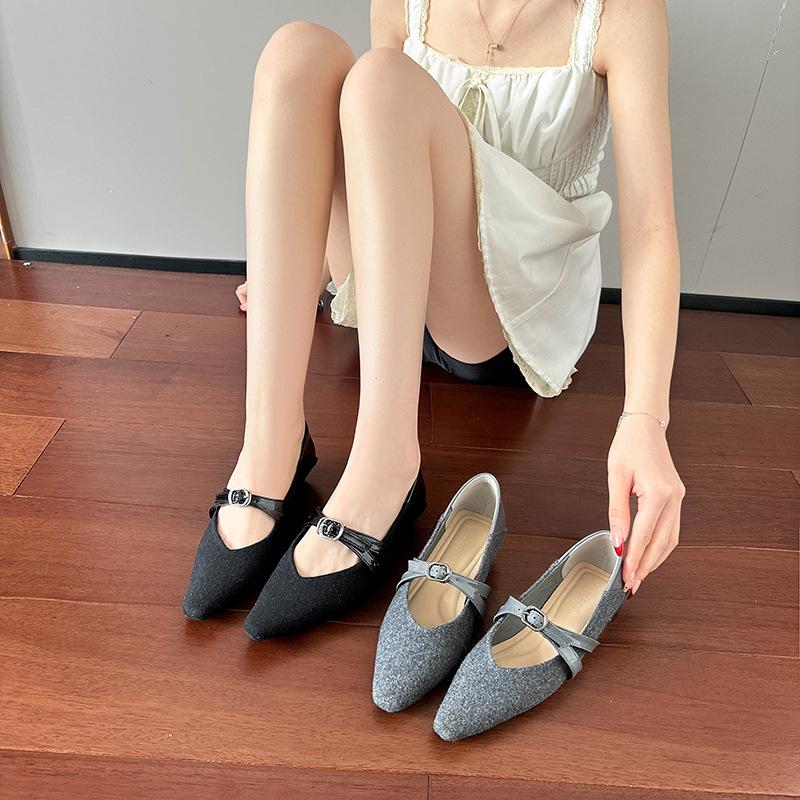 Suede square head thick heel Mary Jane shoes women's spring and autumn new low heel soft sole versatile commuter shoes