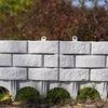 Plastic Garden Retaining Fence Brick Look Edging Border Outdoor Landscape Edging Fence Decorative Picket Panel for Flower Beds Paths Lawns Yard