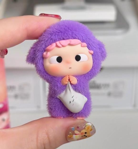 Černá Hra Heyone Oh Cub Kapuce Dobrodružství Roztomilá Série Částic Mini Slepá Krabička Roztomilá Trendy Hračka Ozdoby Dárek na Valentýna