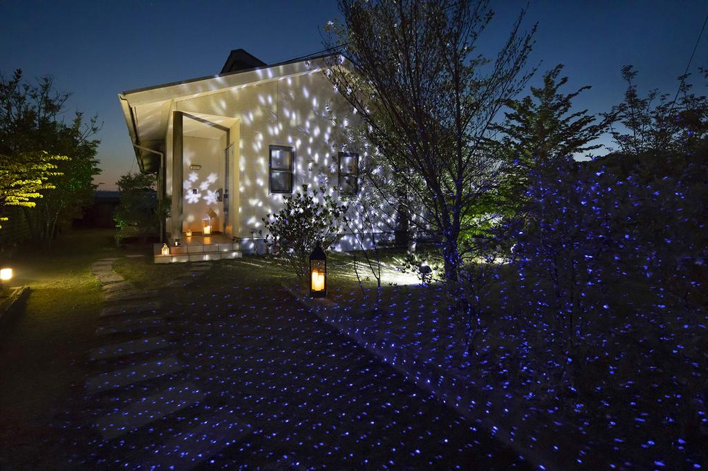 Takasho Low-Voltage GM Projector LGL-PR02, 18cm deep x 22.5cm high x 23cm wide