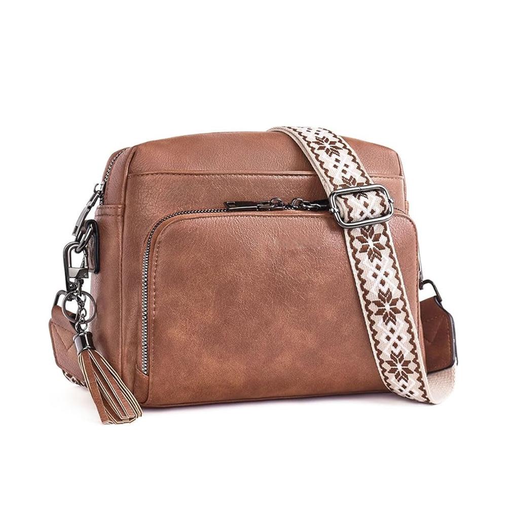 

Женская сумка кроссбоди большой вместимости, европейская и американская модная сумка на одно плечо из мягкой кожи с кисточками из ПУ 24*7*21cm коричневый
