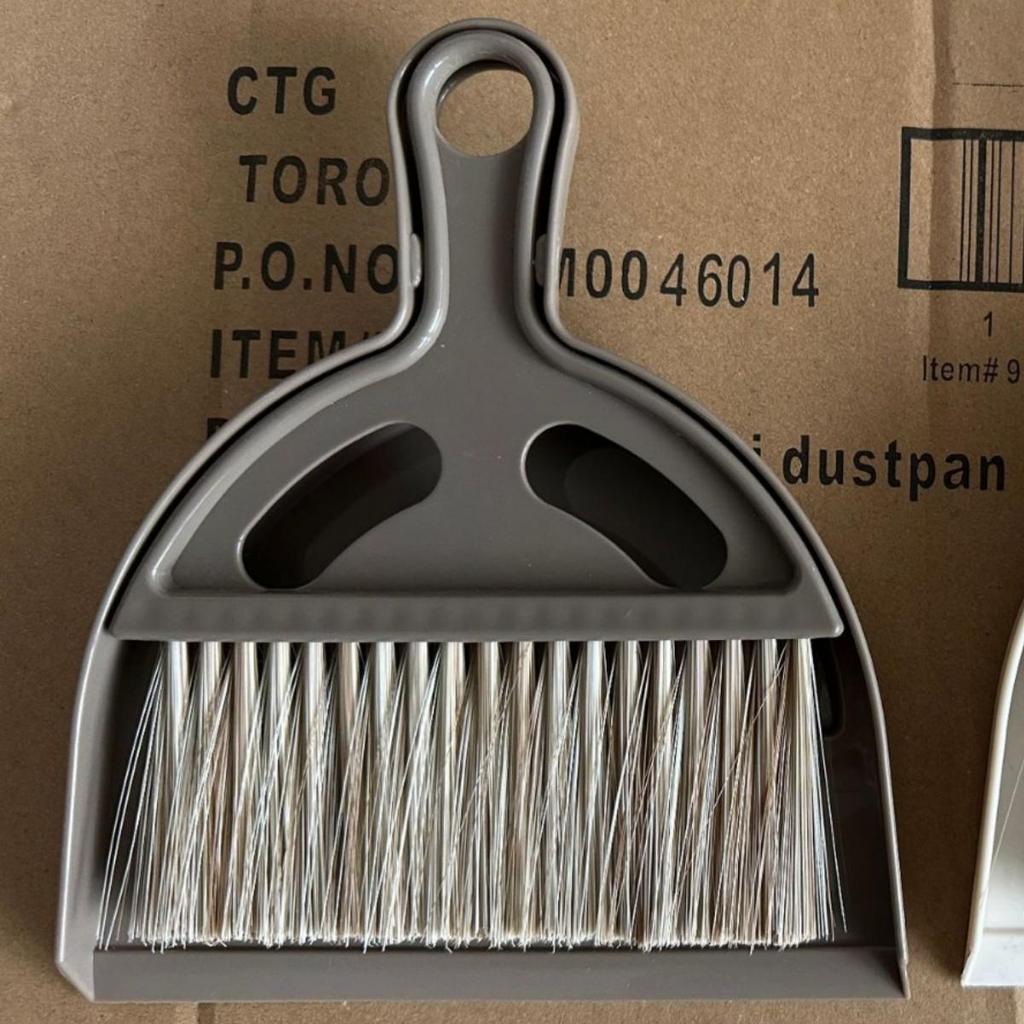 Children's Mini Desktop Broom & Dustpan Set for Keyboard Cleaning