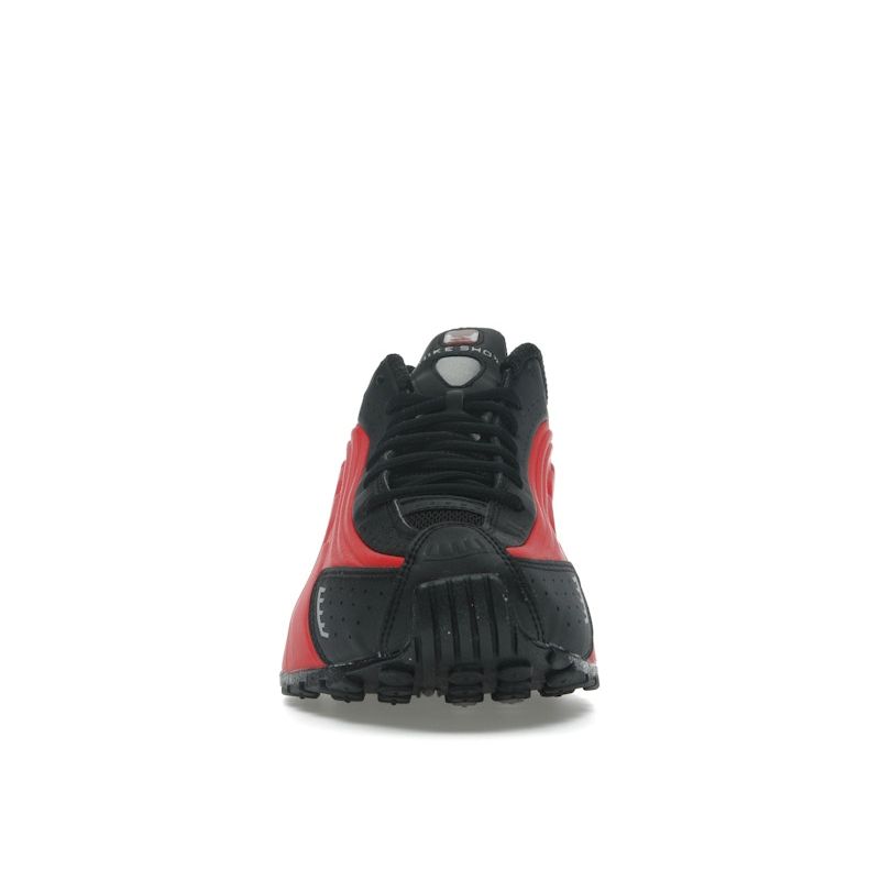 Nike Shox R4 University Rot Schwarz Herren Sneaker HQ1988-600