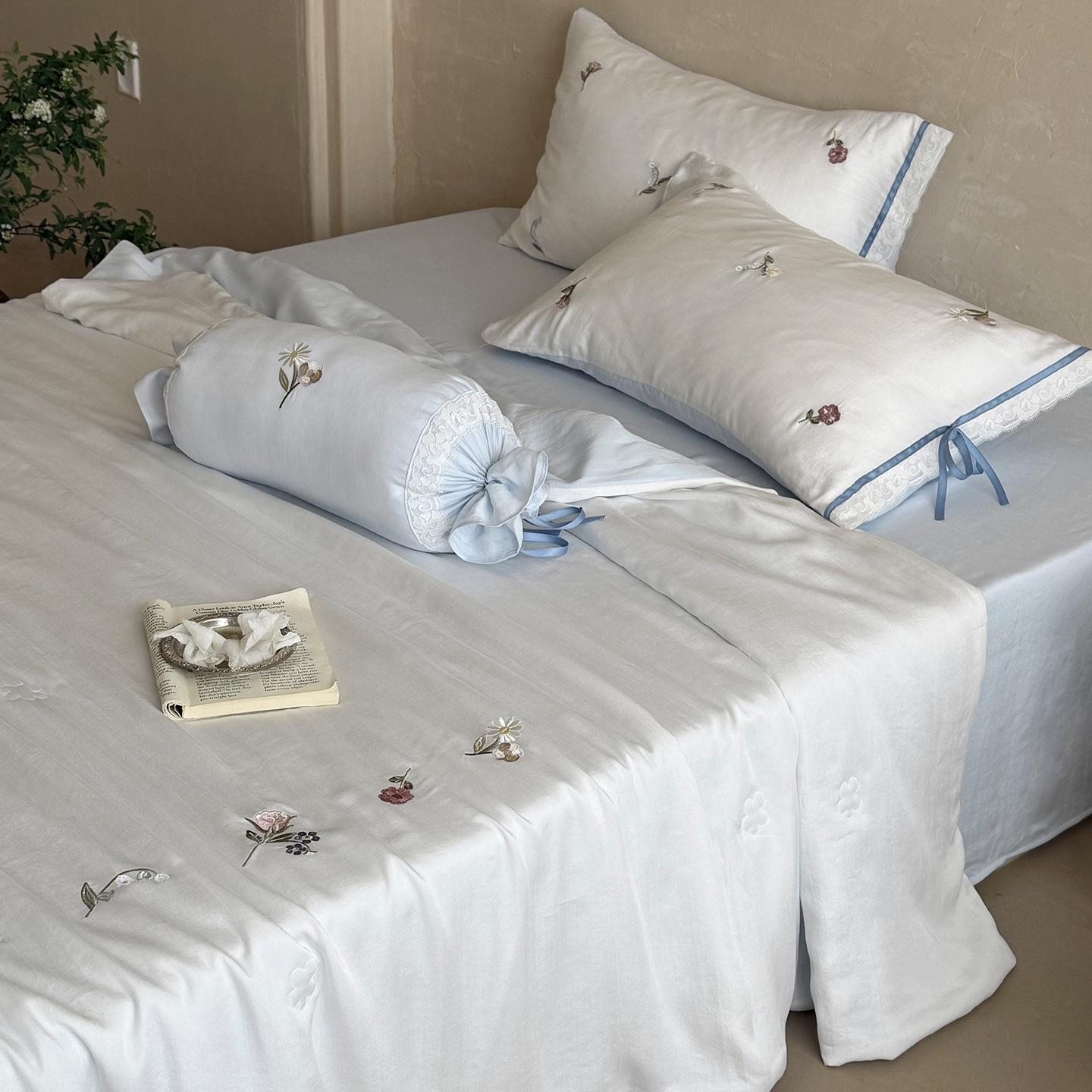 Summer New Thin Quilt Light Luxury 60S Washed Lenzing Tencel Embroidered Summer Quilt Four-Piece Machine Washable Air Conditioner Quilt 200x230cmsinglesummerquilt