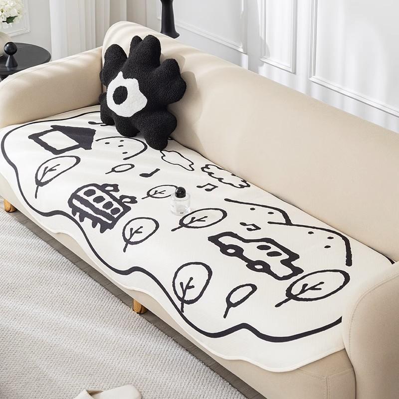

Cartoon Cute Sofa Seat Cushion Special-Shaped Four-Season Universal New Irregular Non-Slip Straight Seat Cushion Cover 90*90cm