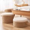 Mobilier pentru salon – Taburete și scaune pufoase
