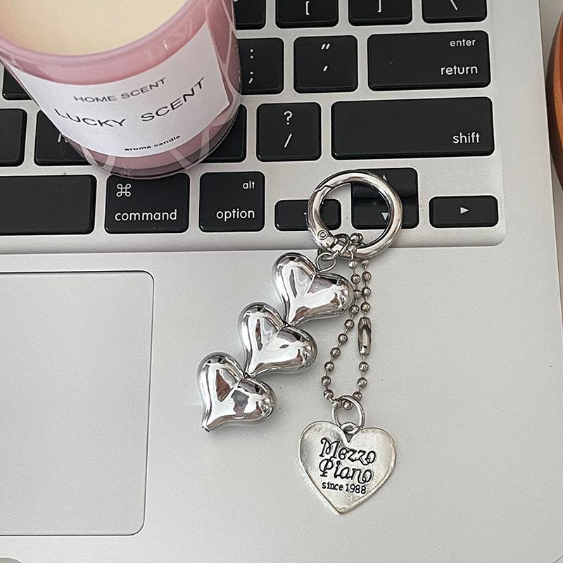 Heart Phone Pendant Chain Cute Charm Key Chain Bag Charm Cute Accessories For Phone Camera Bag
