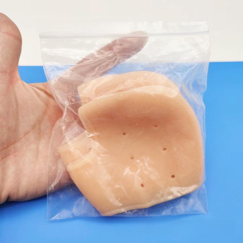 Silicone Heel Covers - Moisturizing, Anti-Crack Socks for Whitening & Heel Protection