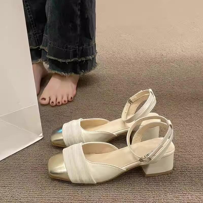 Baotou Französische Sandalen Damen Sommer mittlerer Absatz 2025 neu Fee kleiner duftender Stil mit Rock dicker Absatz Mary Jane Einzelne Schuhe