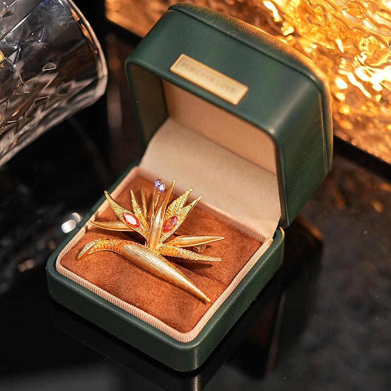 Senior Brooches Flower Leaf Brooch Pins for Women Suit Pendant  Fashion Brooches Jewelry