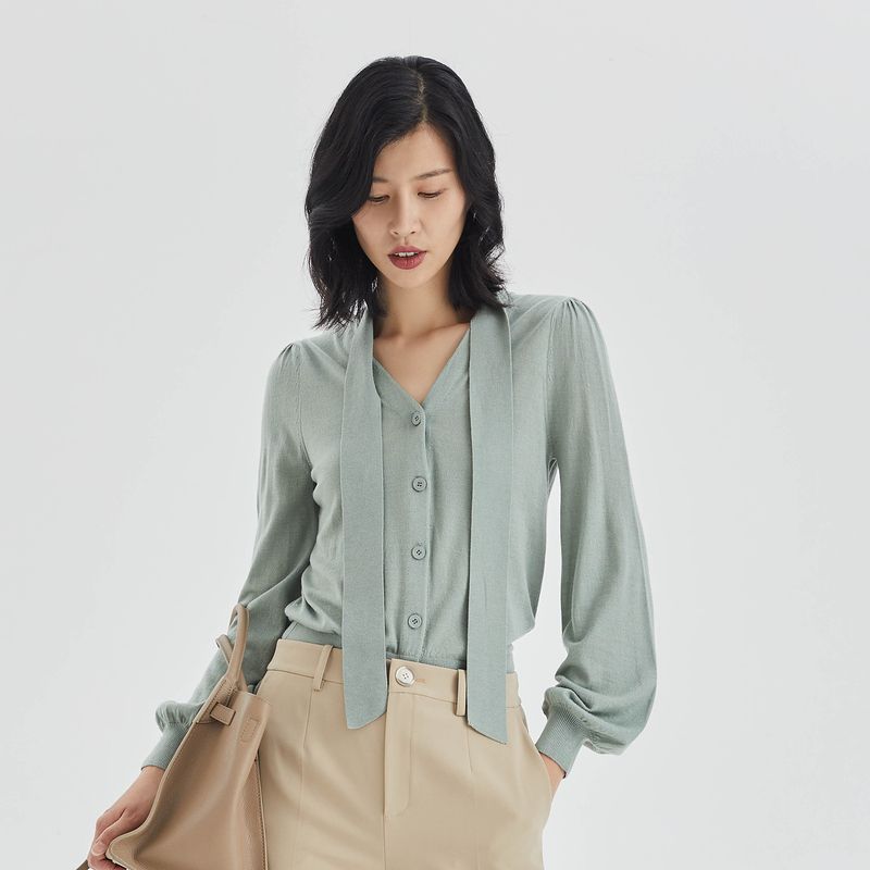 

Obeg Intellectual Elegance Ribbon Mulberry Silk Knitting Cardigan Gray Green 165/M/38