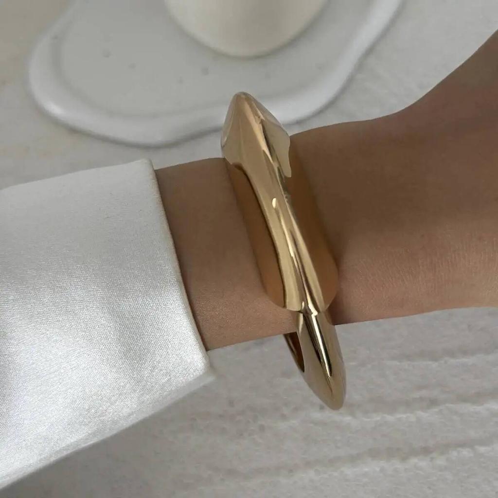 IngeSight.Z 4 Styles Exaggerated Thick Resin Acrylic Wide Cuff Bangles Women Vintage Irregular Geometric Spring Bracelet Jewelry