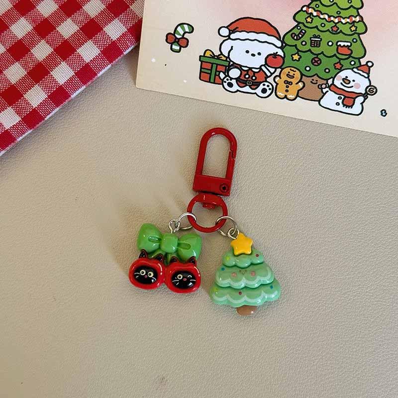 Cartoon Xmas Santa Claus Keychain Resin Gingerbread Man Elk Snowman Pendant Charms Couple Bag Hanging Decoration Christmas Gift