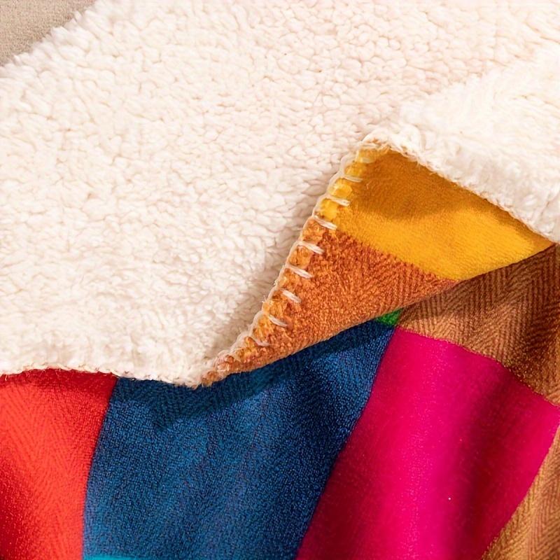 Colorful Geometric Fleece Blanket -Double Layer Soft Polyester Machine Washable All-Season Comfort Ideal for Naps and Relaxation