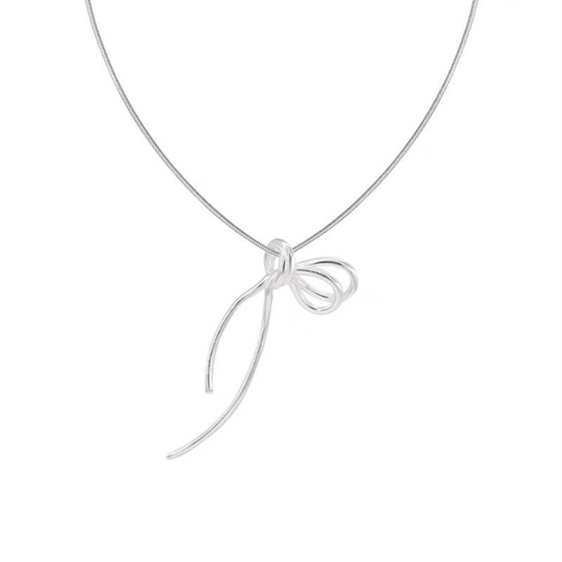 2023 Women’s Bow Knot Clavicle Necklace: Simple, Versatile & Stylish Design
