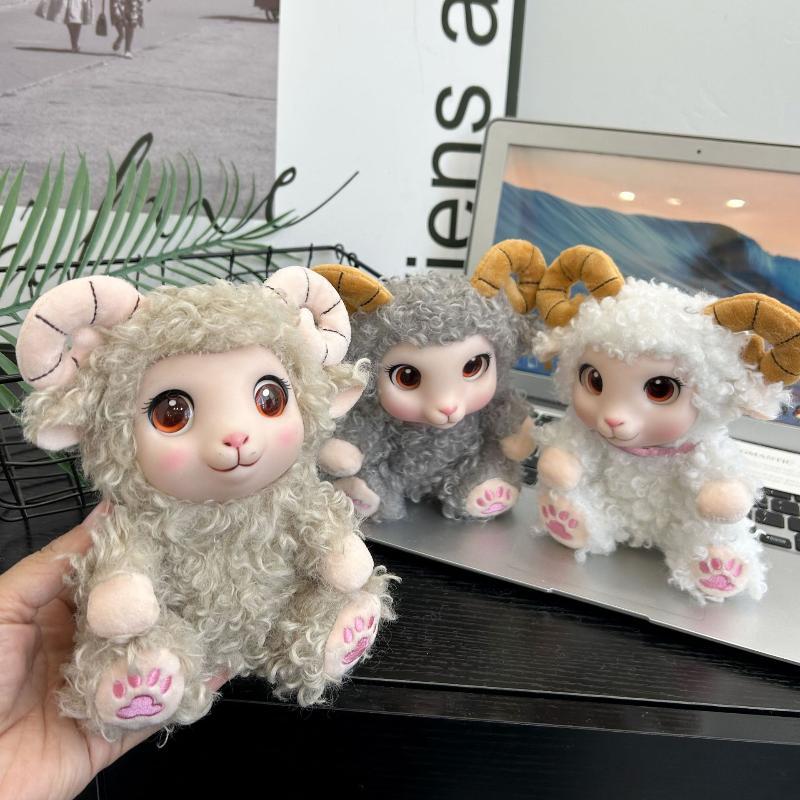 Simulated Horned Lamb Plush Keychain 2027 Year of Goat Mascot Soft Sheep Pendant for Key Bag Car Hanging Decor
