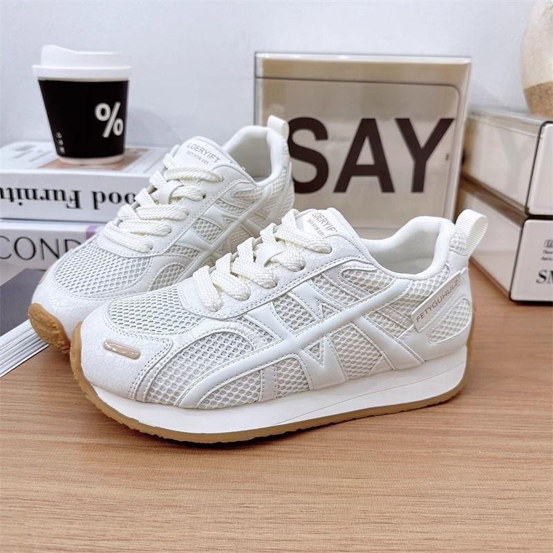 Summer Women's Shoes New Breathable Mesh German Training Shoes Women's Korean Version Versatile Flat Low-top Sports Shoes Casual Forrest Gump Shoes