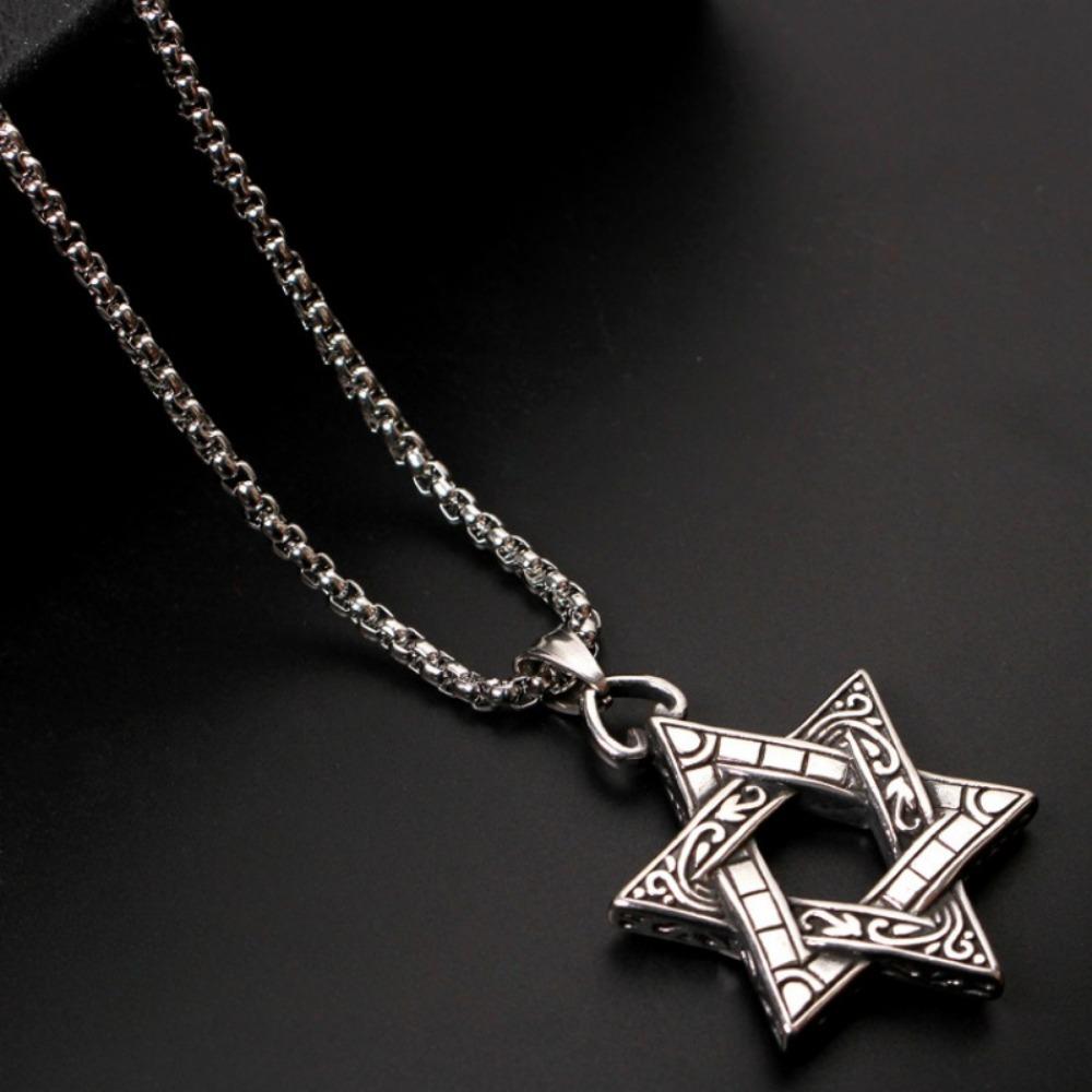 Titanium steel personality pendant necklace men and women, retro fashion hipster pendant accessories sweater chain