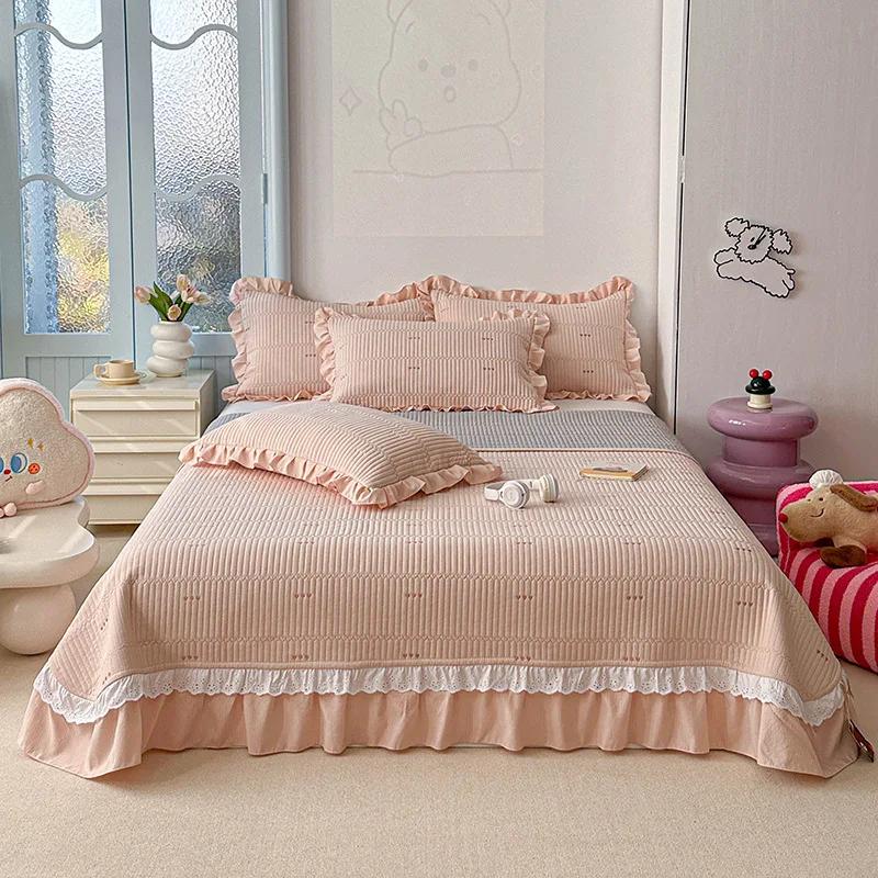 2025 New Kapok Twill Bed Cover Three Piece Set Kapok Love Solid Color Lace Bed Cover with a Pair of Pillowcases