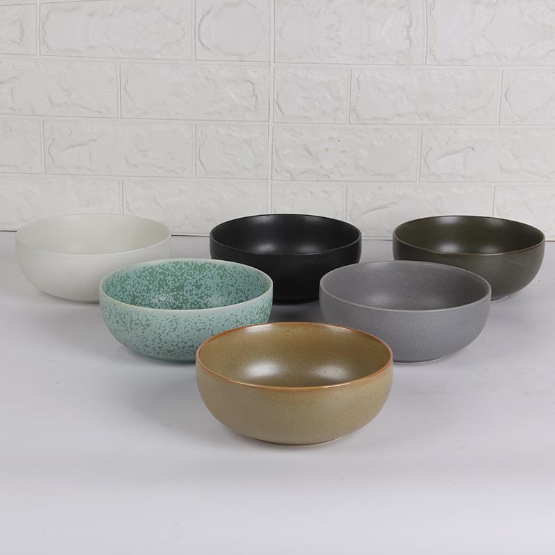 Japanese Wind Kiln Crafted Modern Design Retro Ceramic Bowls Artisanal INS Style Small Porcelain Salad & Soup Combo for Dessert