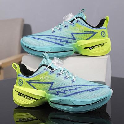 Roter Hase 8 PRO: Ultraleichte Laufschuhe mit weicher Sohle, Stoßdämpfung, Carbonplatten-Rückfederung und Drehverschluss für Kinder.
