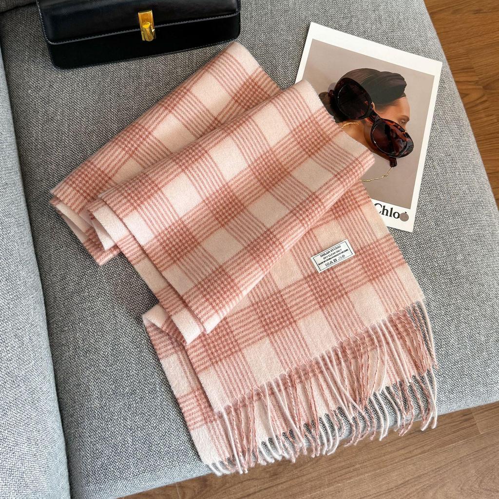 2025 Unisex 100% Wool Scarf: Versatile and Warm for Autumn & Winter