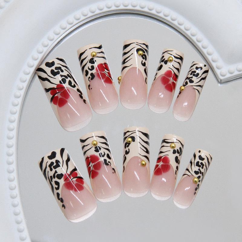 Milk Apricot Pudding French Leopard Print Flower Niche Sweet and Spicy Fashion European and American Style Removable Manicure 30 Pieces