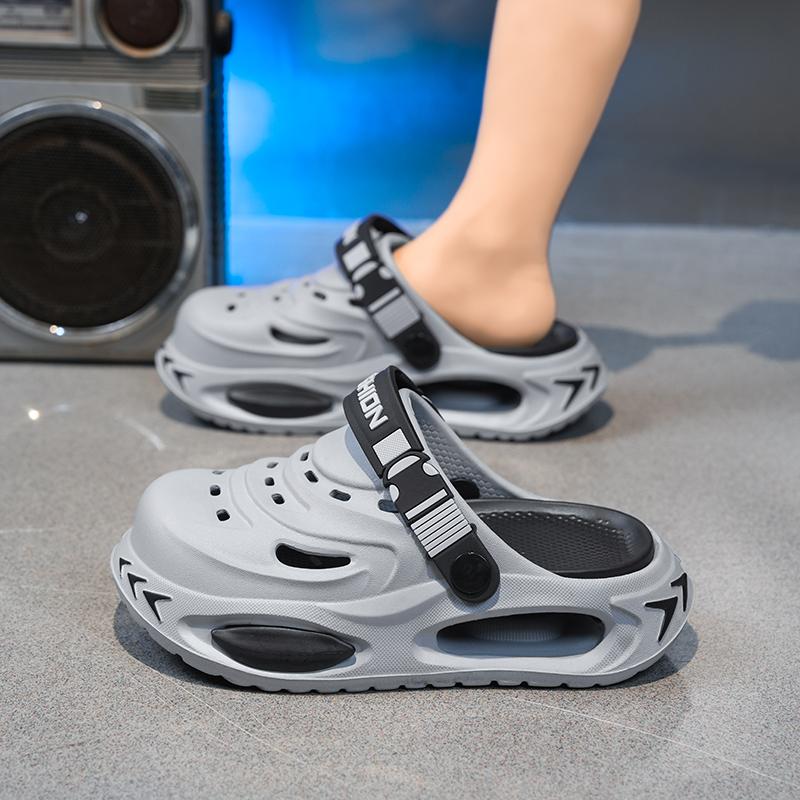 Leichte Sandalen für Kinder, atmungsaktives Lochdesign, Clogs, weiche Sohle, Sommer, Strand, Wanderschuhe, bequeme Freizeit-Outdoor-Schuhe